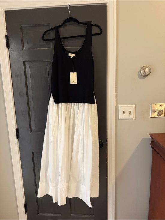 Elan Dresses & Skirts - Elan Black & White Two-Tone Maxi Dress